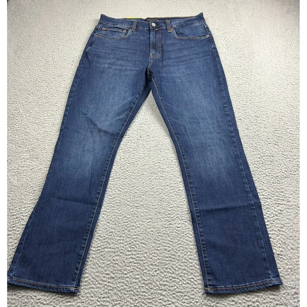 New Lucky Brand Jeans Mens 32x30 Blue 410 Athletic Straight Casual Denim